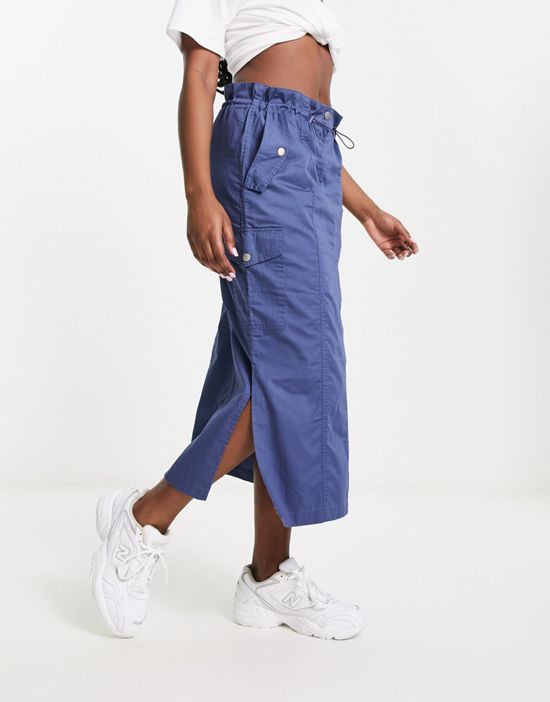 https://images.asos-media.com/products/asos-design-ruched-waist-midi-cargo-skirt-in-blue/204143611-4?$n_550w$&wid=550&fit=constrain