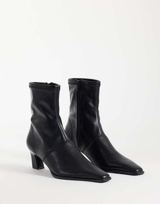 ASOS DESIGN Rudy boots med klack och spetsig tå i svart, 2 av 4