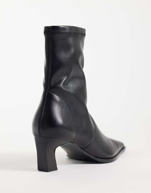 ASOS DESIGN Rudy botines calcetín de tacón con punta afilada en negro, 4 de 4