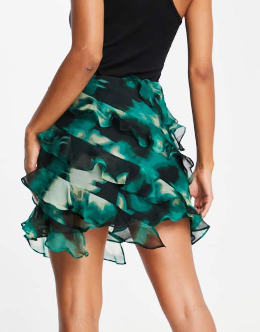 Vertical ruffle 2025 mini skirt