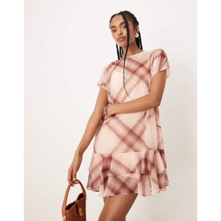 strapless open back dress Women's Pink Plaid Pleated Sport Dress main image 1