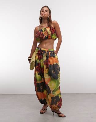 Tropical 2