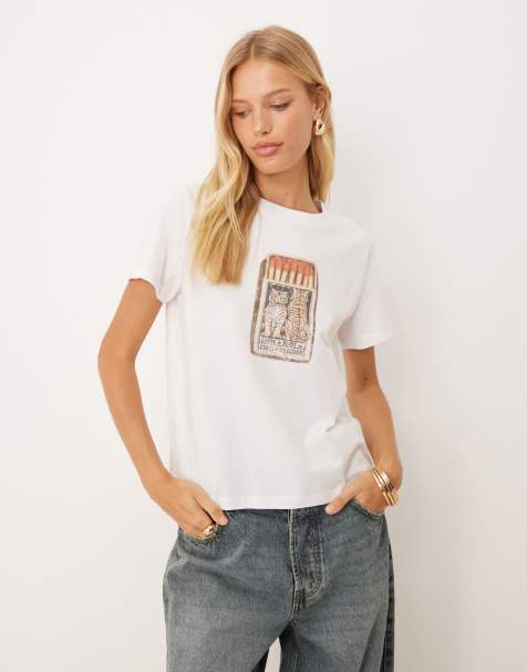 ASOS DESIGN - Ruimvallend baby tee met grafische print van luciferdoosje met tijgers in wit - view 1