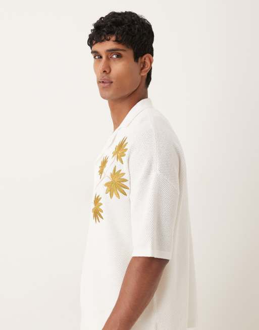 ASOS DESIGN - Ruimvallend gebreid overhemd met knopen en borduursels in gebroken wit, deel van co-ord set, 4 van 5