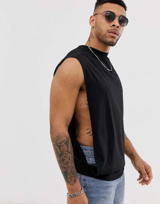 ASOS DESIGN - Ruimvallend mouwloos T-shirt met verlaagde armsgaten en zijsplit in zwart
