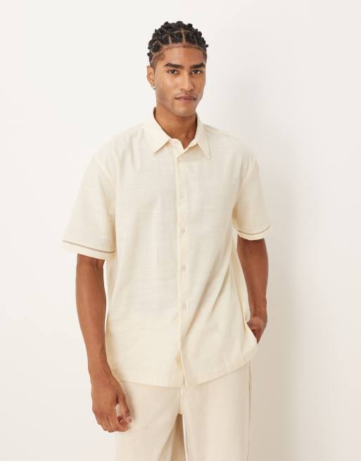 ASOS DESIGN - Ruimvallend overhemd met print op de achterkant in beige, 3 van 5