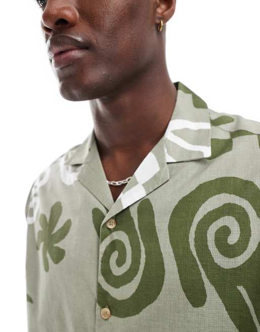ASOS DESIGN - Ruimvallend overhemd met reverskraag en abstracte print in groen , 2 van 4