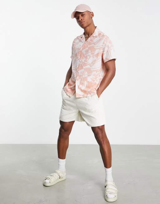 ASOS DESIGN - Ruimvallend overhemd met reverskraag en roze abstracte penseelstreekprint, 4 van 4