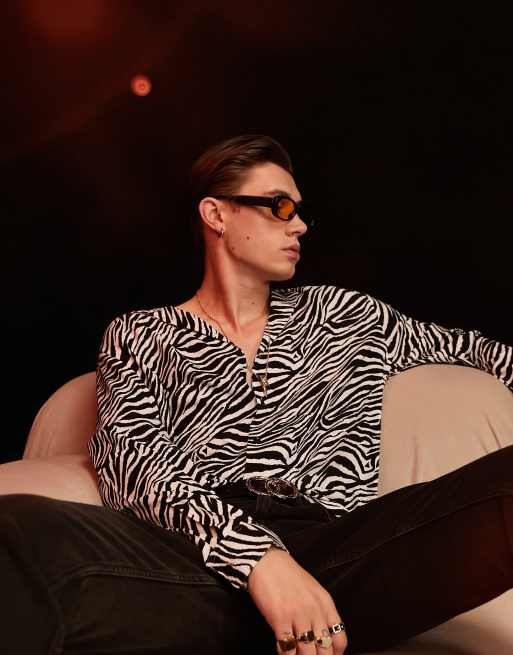 ASOS DESIGN - Ruimvallend overhemd met reverskraag en zebraprint