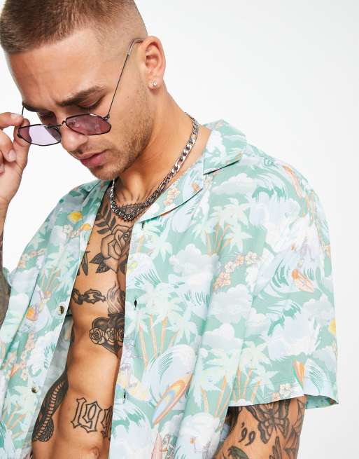 ASOS DESIGN - Ruimvallend overhemd met reverskraag in omgekeerde surfer Hawaiprint, 4 van 4