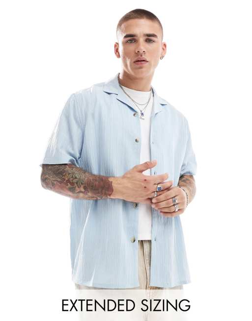 ASOS DESIGN - Ruimvallend overhemd met reverskraag, korte mouwen en gekreukte textuur in lichtblauw