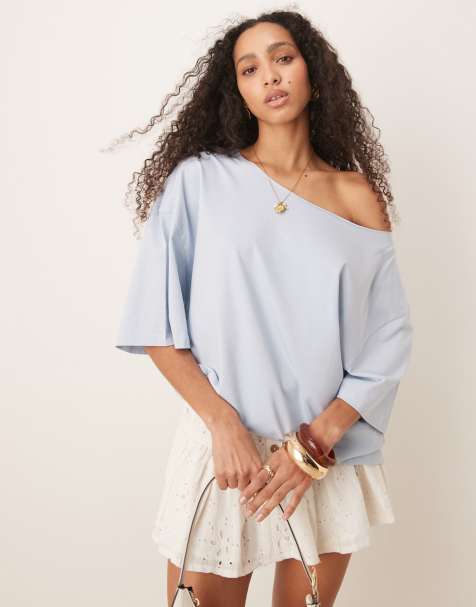 ASOS DESIGN - Ruimvallend oversized T-shirt met blote schouder in babyblauw - view 1
