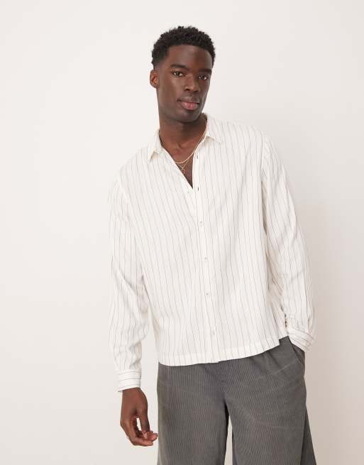 ASOS DESIGN - Ruimvallend recht overhemd met koperkleurige strepen in wit