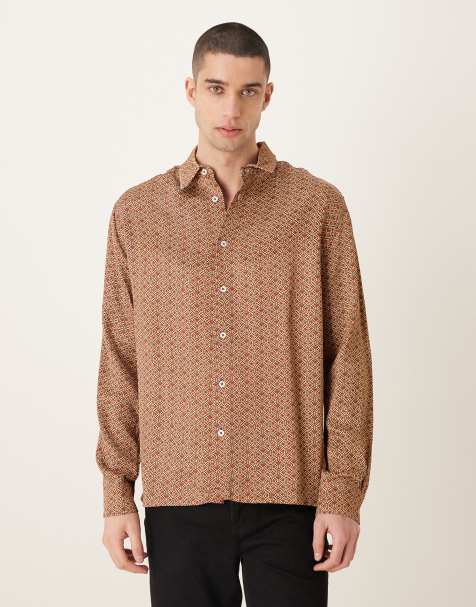 ASOS DESIGN - Ruimvallend satijnen overhemd met geometrische print in bruin - view 1