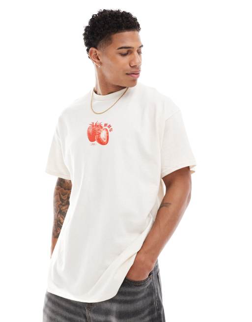 ASOS DESIGN - Ruimvallend T-shirt in beige met aardbeienprint