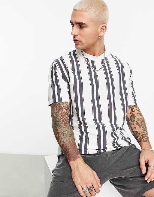 ASOS DESIGN - Ruimvallend T-shirt in zwart met grijze strepen