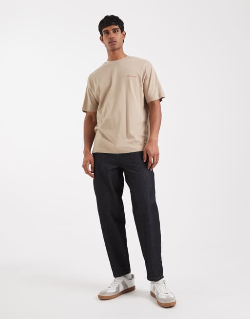 ASOS DESIGN - Ruimvallend T-shirt met digitale bloemenprint in beige, 4 van 5