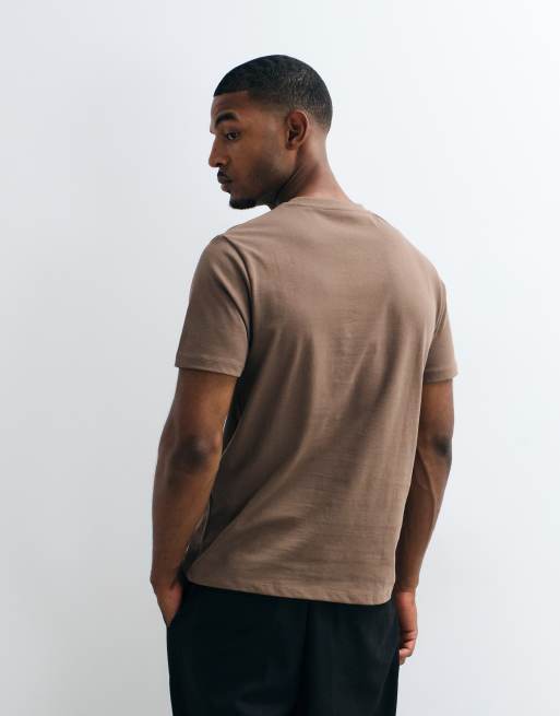 ASOS DESIGN - Ruimvallend T-shirt van zware stof in bruin, 5 van 5