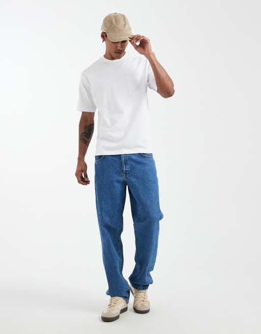 ASOS DESIGN - Ruimvallend T-shirt van zware stof met zak in wit, 2 van 5