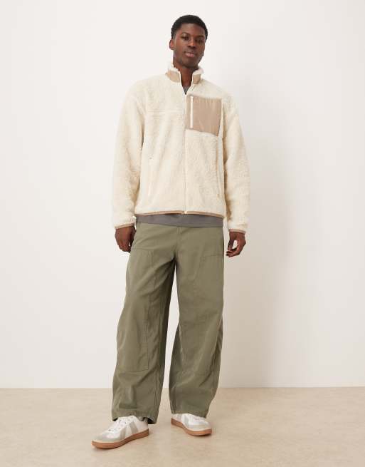 ASOS DESIGN - Ruimvallend vest van borg met rits in gebroken wit, 2 van 5