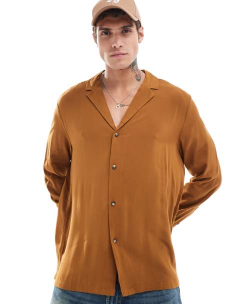 ASOS DESIGN - Ruimvallend, viscose overhemd met diepe reverskraag in bruin - view 1