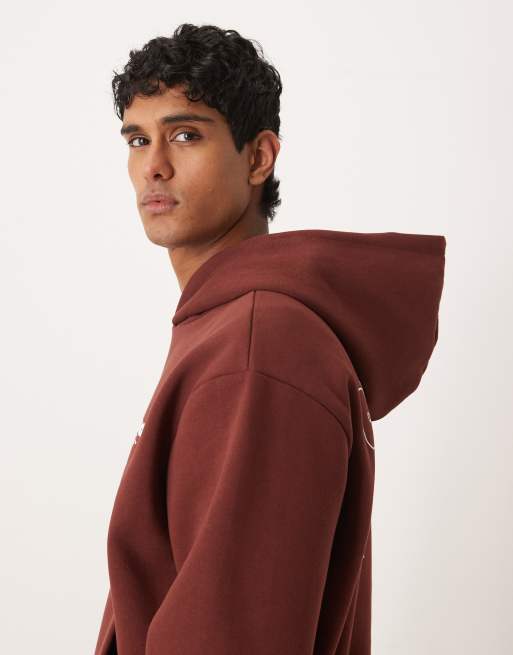 ASOS DESIGN - Ruimvallende boxy hoodie met bubbeltekstprint in roestbruin, 4 van 5