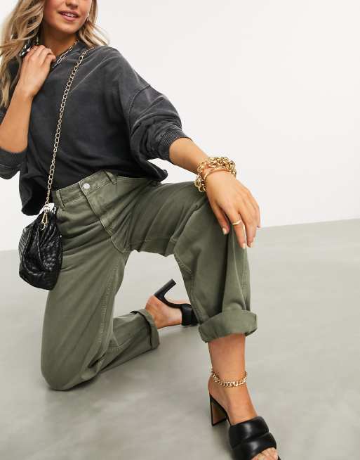 ASOS DESIGN - Ruimvallende chino's in kaki, 4 van 4