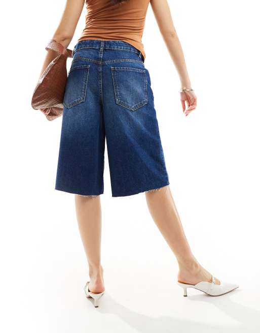 ASOS DESIGN - Ruimvallende denim jort met lange pasvorm in donkere wassing, 3 van 5