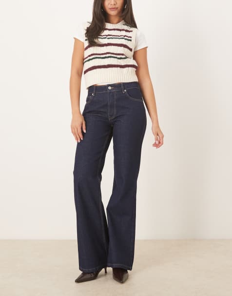 ASOS DESIGN - Ruimvallende flare-jeans in spoelwassing - view 1
