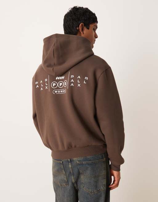 ASOS DESIGN - Ruimvallende hoodie met logoprint in bruin, 3 van 5