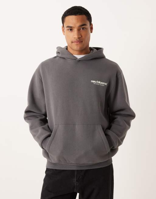 ASOS DESIGN - Ruimvallende hoodie met print in donkergrijs