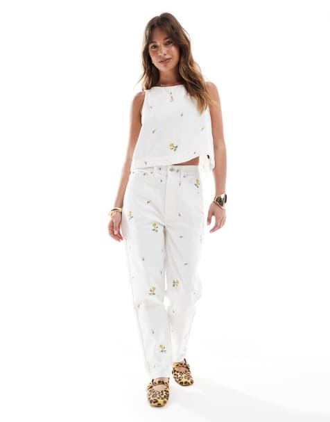 ASOS DESIGN - Ruimvallende mom jeans met hoge taille en bloemenprint in wit, deel van co-ord set - view 1