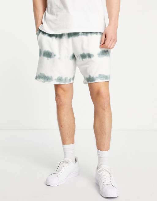 ASOS DESIGN - Ruimvallende short van badstof in groene met witte tie-dye