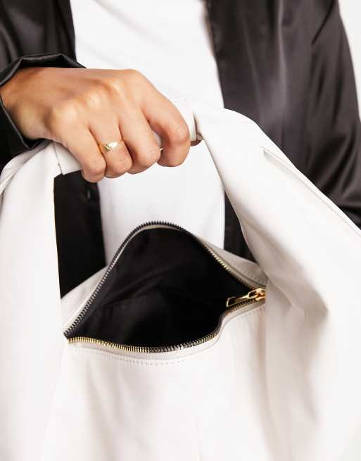 ASOS DESIGN - Ruimvallende tote tas met brede zijkanten in gebroken wit , 3 van 4