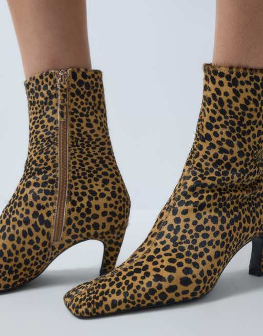 ASOS DESIGN Rumi bottines à talon en cuir véritable imprimé animal, 2 de 5