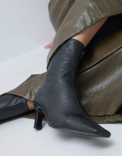 ASOS DESIGN Rumi bottines à talons noires sans doublure en cuir véritable, 4 de 5