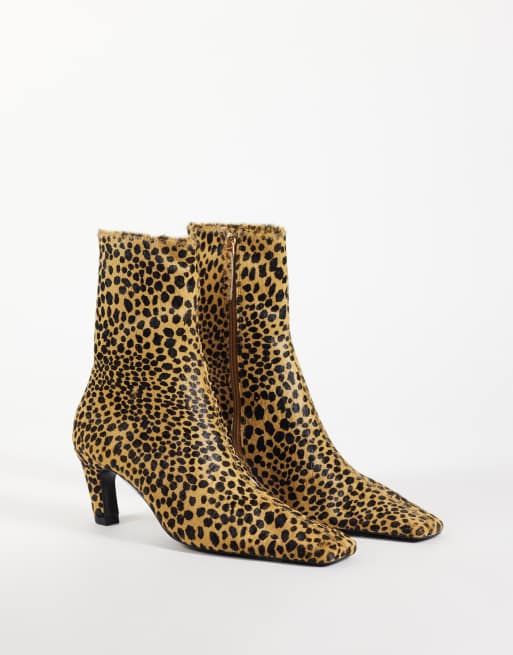 ASOS DESIGN Rumi square toe heeled ankle boots in spot print hair on real leather, 2 of 4
