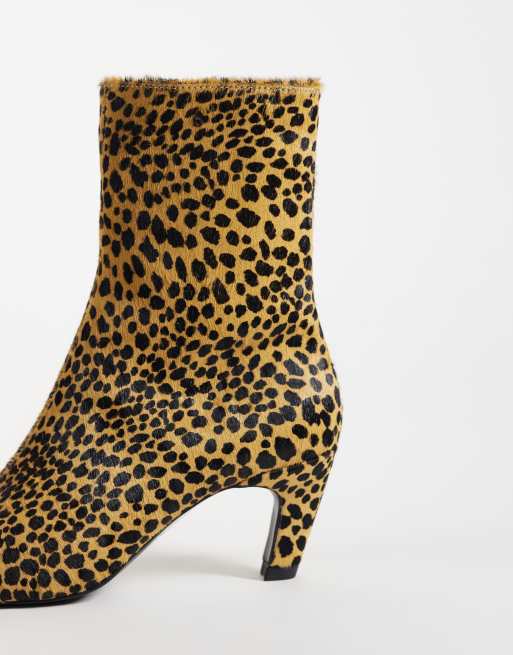 ASOS DESIGN Rumi square toe heeled ankle boots in spot print hair on real leather, 4 of 4