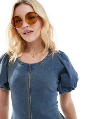 ASOS DESIGN - Runde Oversize-Sonnenbrille mit Gläsern mit gelbem Farbverlauf im Stil der 70er-Goldfarben