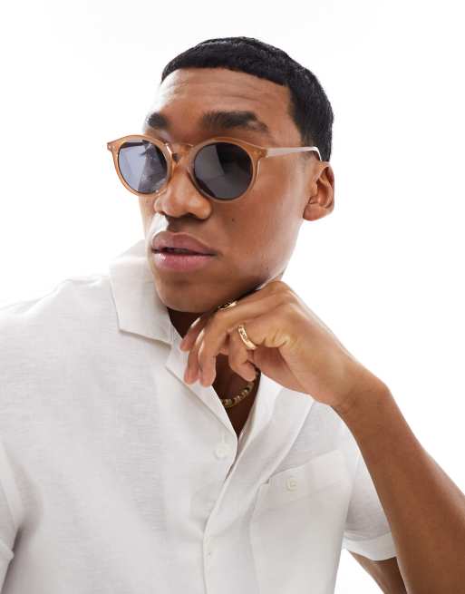 ASOS DESIGN Runde Retro Sonnenbrille in Braun mit getonten Glasern