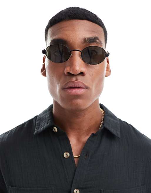 ASOS DESIGN – Runde Sonnenbrille in Schwarz mit Bügelenden in Schildpatt-Optik