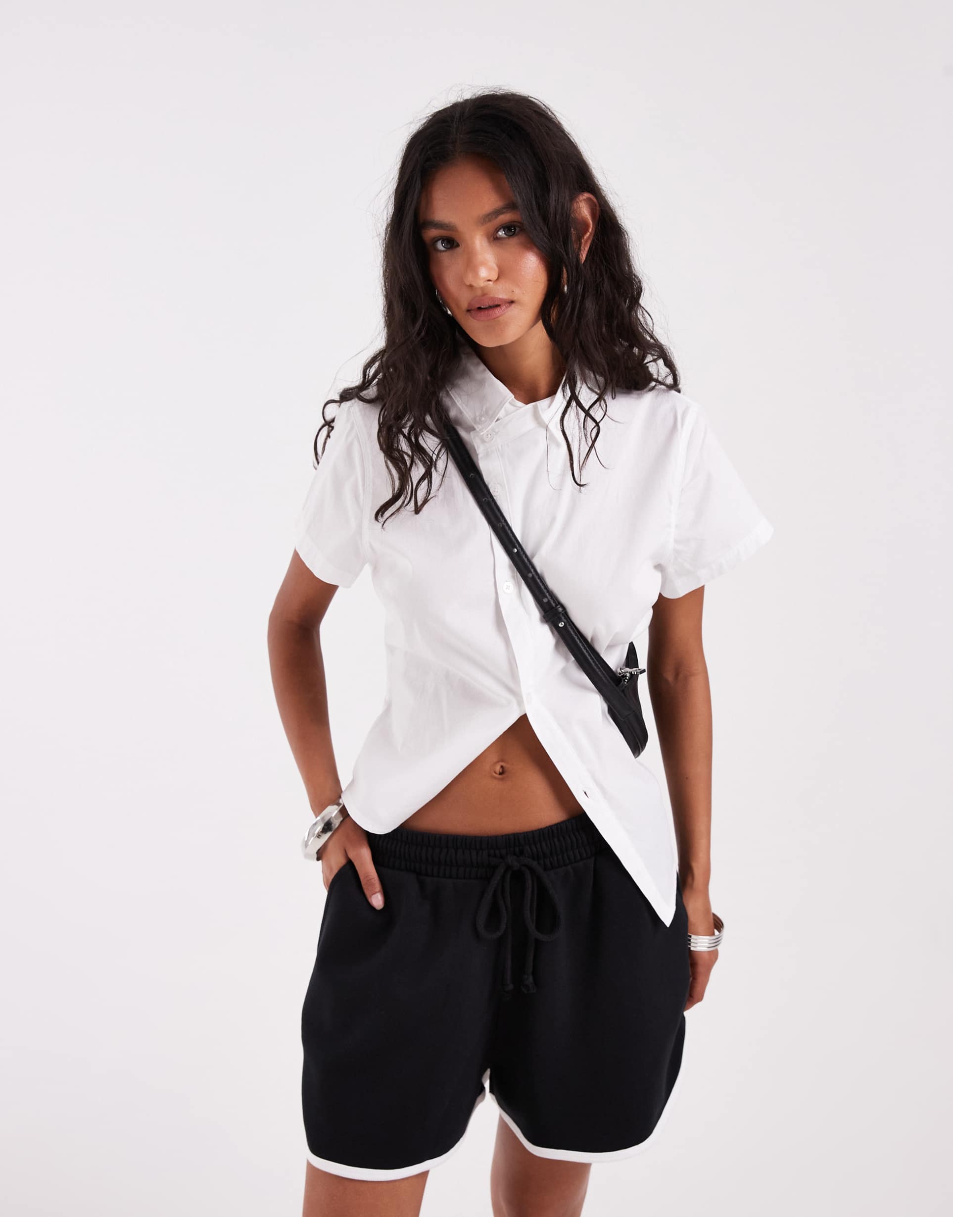 asos design runner shorts in black with white piping