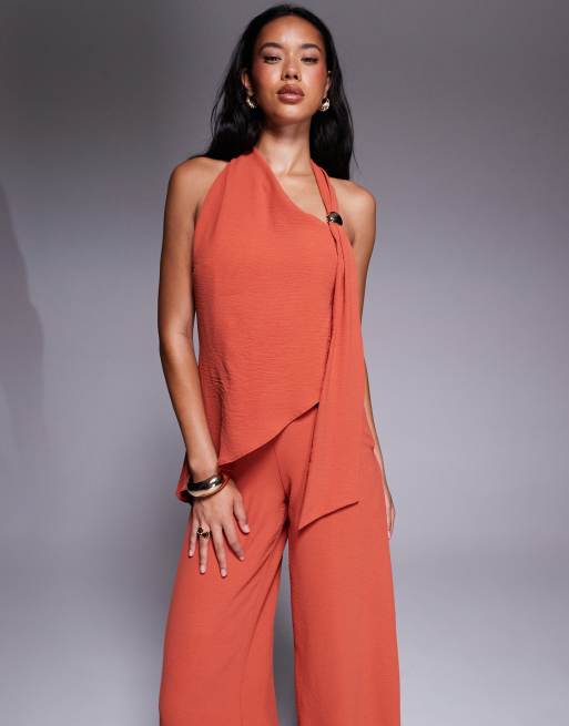 ASOS DESIGN - Rustfarvet jumpsuit med overlag med halterneck og kantdetalje, 3 af 4