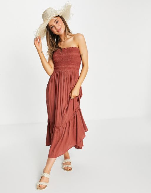 ASOS DESIGN - Rustrød bandeau-maxikjole med rynket overdel