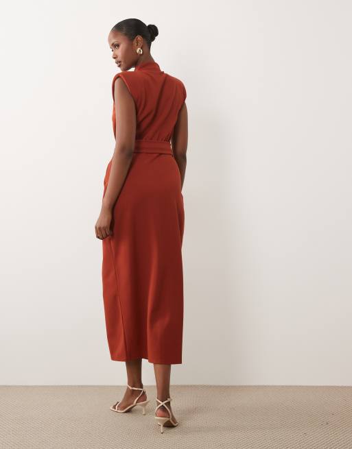 ASOS DESIGN - Rustrød slå-om-kjole i scubalignende materiale i midilægde med bælte og skulderpuder, 4 af 4
