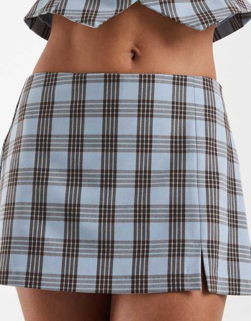 ASOS DESIGN – Rutig, figursydd miniskort i pelmetstil, 4 av 5