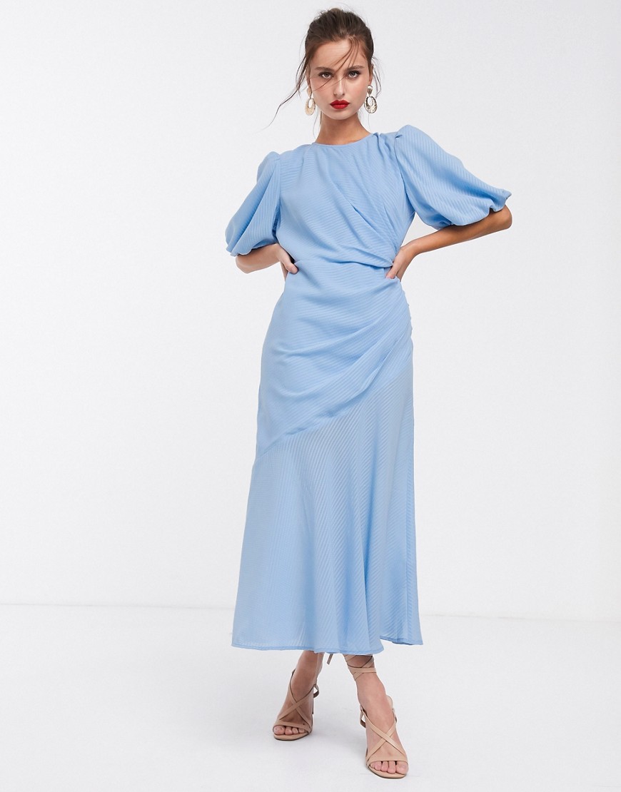 ASOS DESIGN – Rutig maxiklänning med volang och puffärm-Blå
