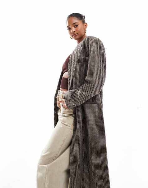ASOS DESIGN – Rutig, mysig kappa i bouclé och dad-modell - view 1
