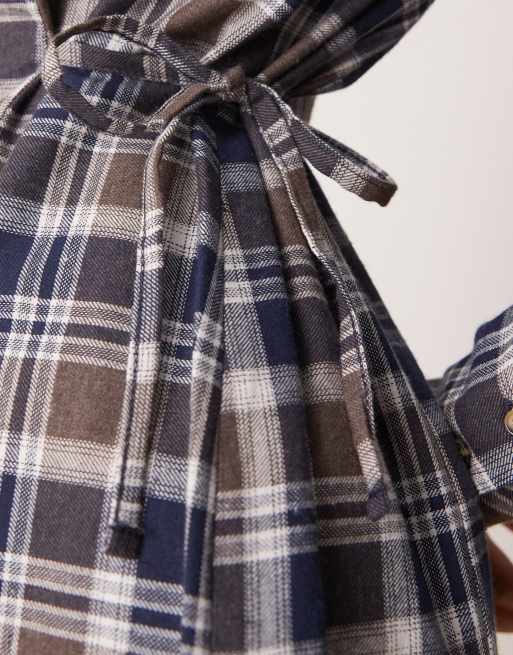 ASOS DESIGN – Rutig skjorta i oversize med indragen midja och borstad yta, 3 av 4