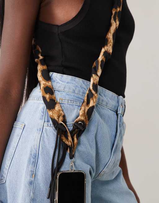 ASOS DESIGN - Rynket crossbody-telefonrem med dyreprint, 3 af 3